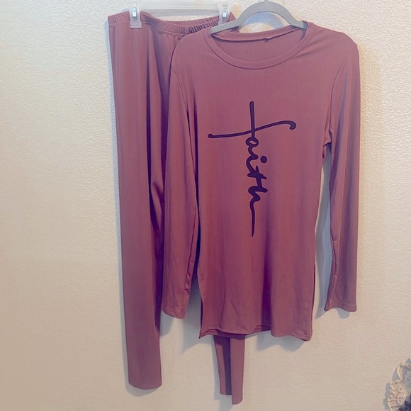 Other - Faith 2 pc Set-Brick Red